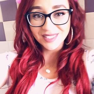 Meet your Posher, Dinorah